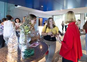 New Adult Booktalk, Salzburger Nachrichten, 20250918,  (c) wildbild