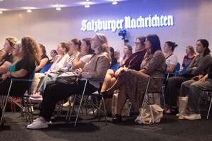New Adult Booktalk, Salzburger Nachrichten, 20250918,  (c) wildbild